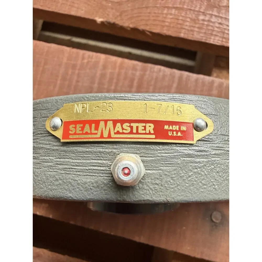 SealMaster NPL-23 Pillow Block Bearing 1-7/16